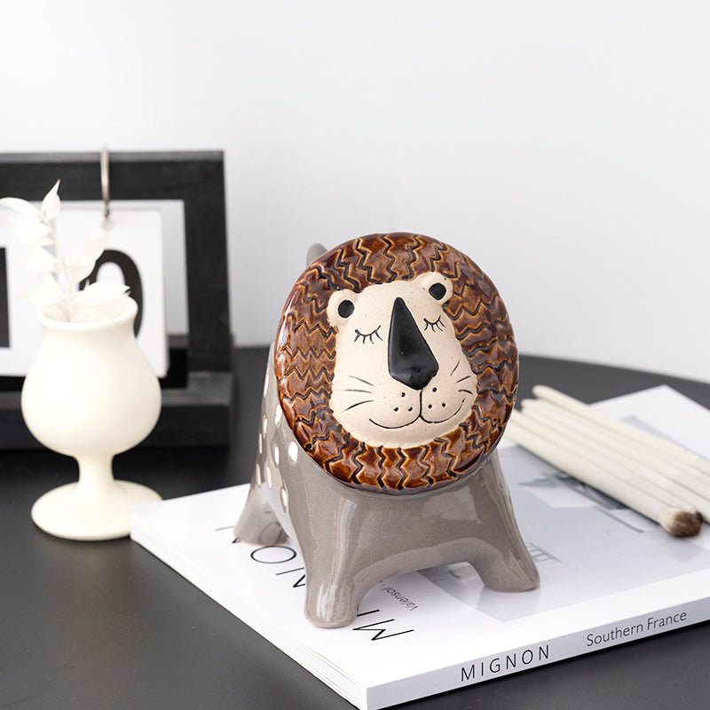 LION SHAPE HOME PEN HOLDER