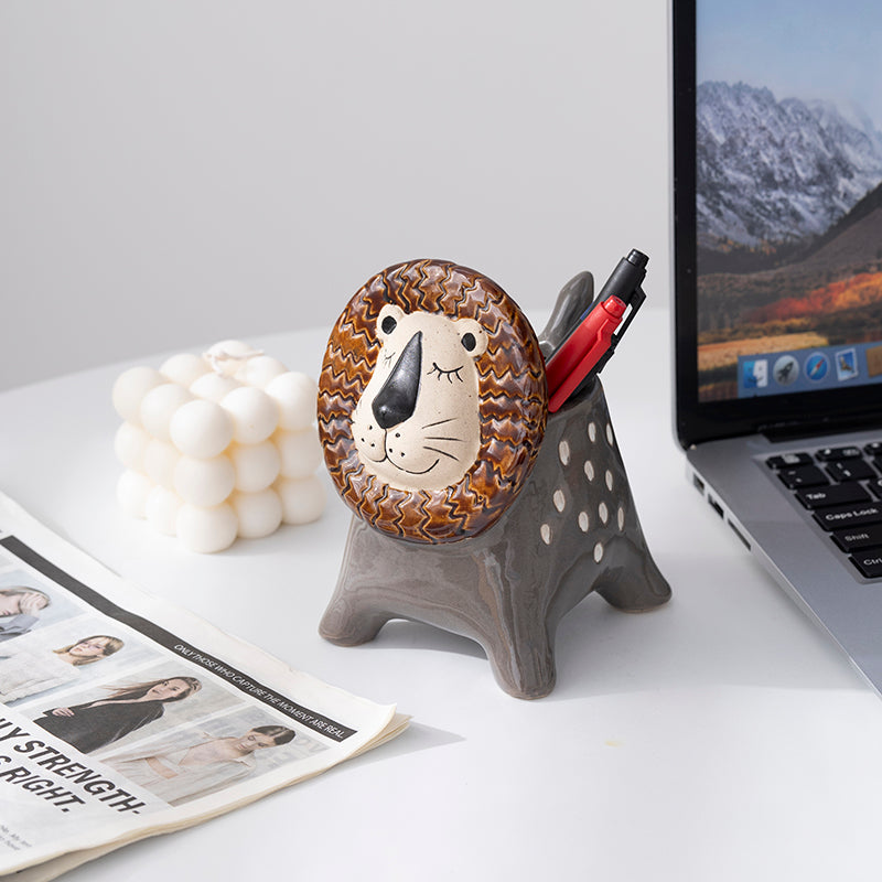 LION SHAPE HOME PEN HOLDER